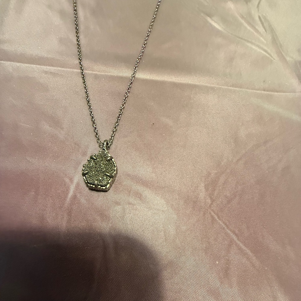 Vintage KENDRA SCOTT Catherine Platinum Drusy Necklace RARE Color-Gunmetal Grey - Picture 11 of 12